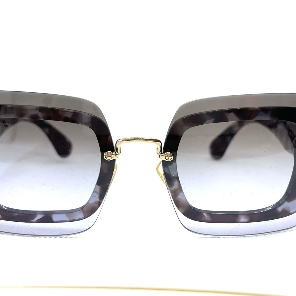 Authentic Miu Miu Smu 02r New With Case - image 5